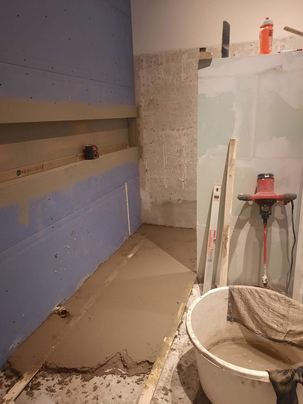 Badkamer tijdens de verbouwing